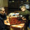   Из семейного архива Анатолия Александровича Стекольникова.       Сын Саша играет в шахматы с пятилетним Тимошкой .     