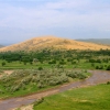   Вид на Сарыкумский бархан и реку Шура-Озень.       Фото: © Валентин Тихонов.      27.05.2005, Дагестан, окрестности селения Шамхал.    